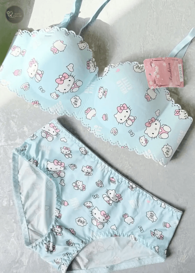 Girl's Bra Hello Kitty Underwear Set No Weir Lace Sweet Bra Strapless Cartoon Cute Summer Breathable Girls Gift_img_0