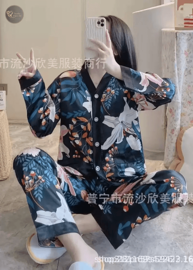 2025 Satin Silk Pajamas Set Women Cartoon Printed Full Sleeve Sleepwear Pijamas Suit Homewear 2 Pieces Loungewear Pjs Plus Size_img_1