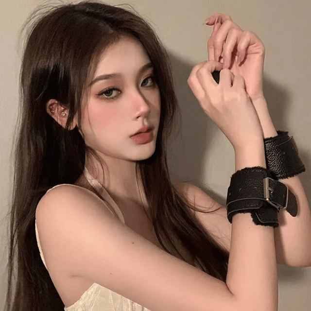 PU Leather Restraint Hand Wrist Cuffs_img_16